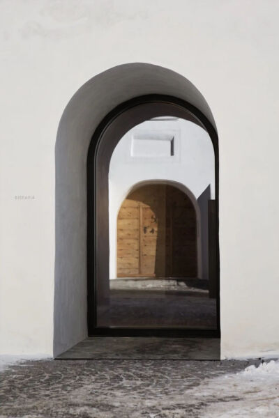 苏施美术馆 ©Muzeum Susch，Art Stations Foundation CH，摄影：Conradin Frei
