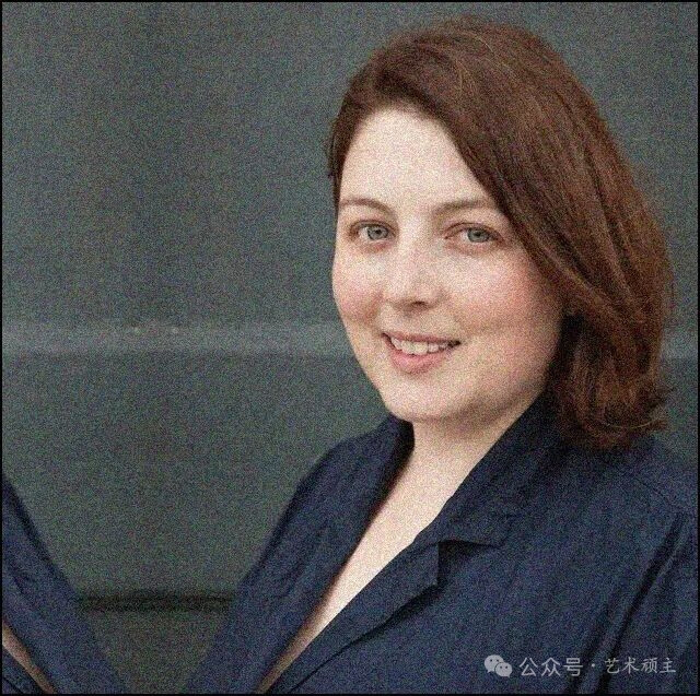 Josephine Halvorson
约瑟芬·霍尔沃森
