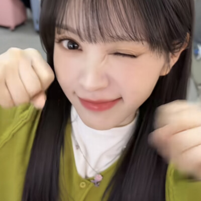 田曦薇梦女来了