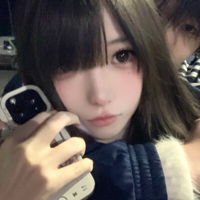 谁又惹你不高兴了