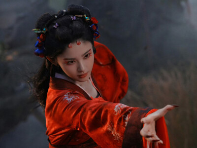 在你眉梢种红豆 梁绛朱 赵晴