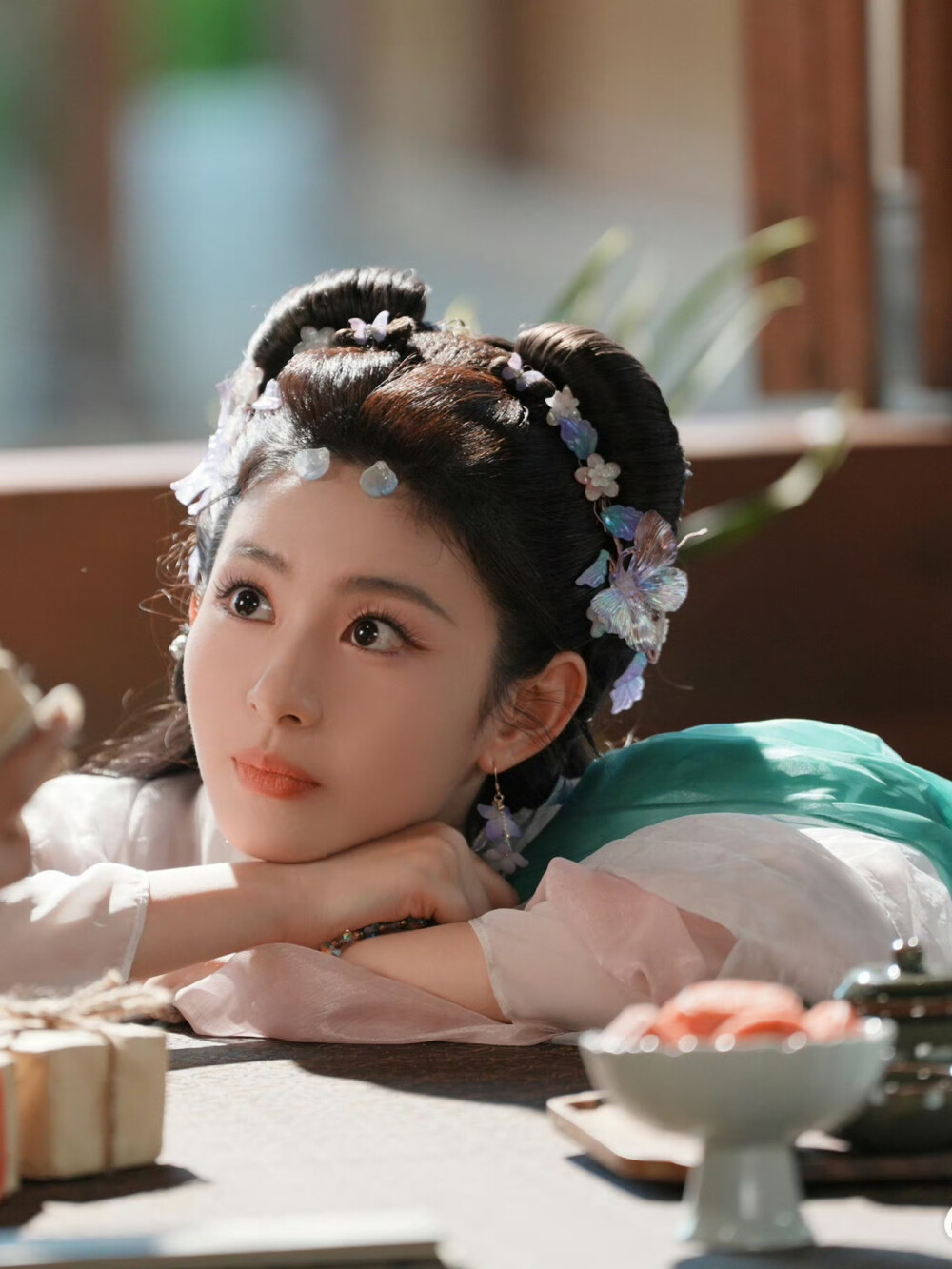 在你眉梢种红豆 梁绛朱 赵晴