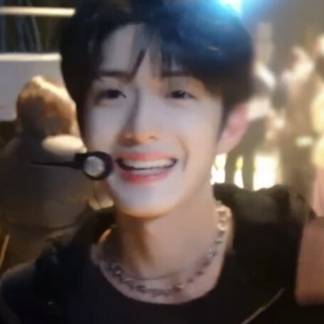 郑相炫 leo