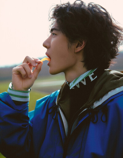 Oliverjune：
LOEWE_2026/03
@UNIQ-王一博 ​​​