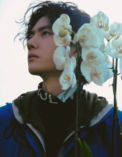 Oliverjune：
LOEWE_2026/03
@UNIQ-王一博 ​​​