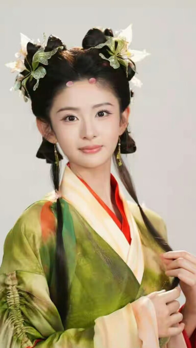 在你眉梢种红豆 梁绛朱 赵晴