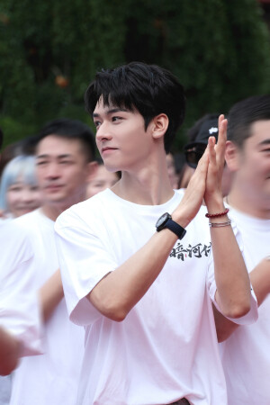 川渝男生 龚俊小宝