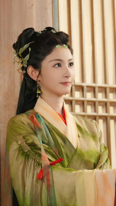 在你眉梢种红豆 梁绛朱 赵晴