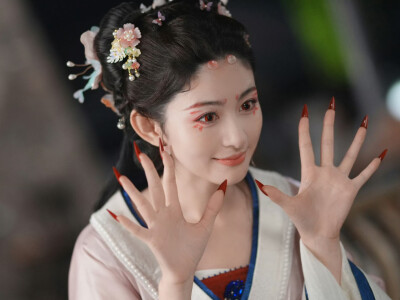 在你眉梢种红豆 梁绛朱 赵晴