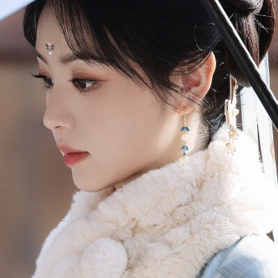 美玉一枚！另外有无在煮鱼做饭的厨子可否让小生加加码刷个huq吃饭