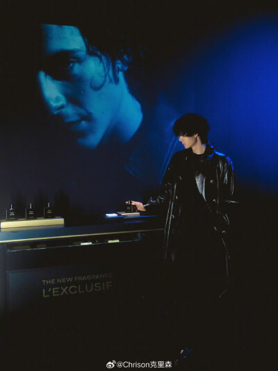 2025.8.14王一博香奈儿蔚蓝之夜