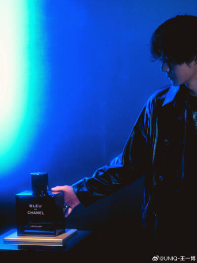 2025.8.14王一博香奈儿蔚蓝之夜