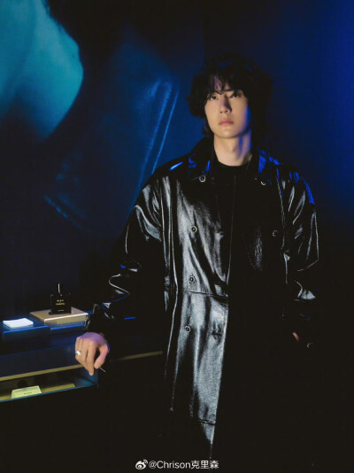 2025.8.14王一博香奈儿蔚蓝之夜