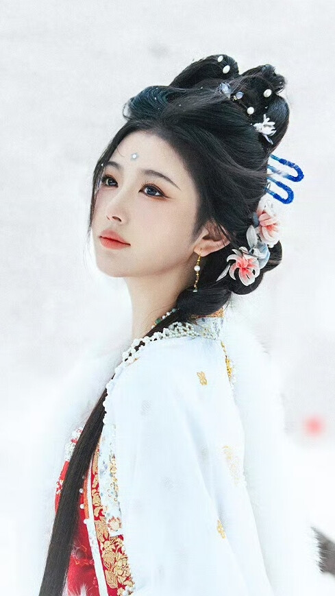 逐玉 俞浅浅 孔雪儿