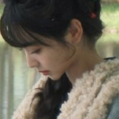 设置里有注销账号，点一下