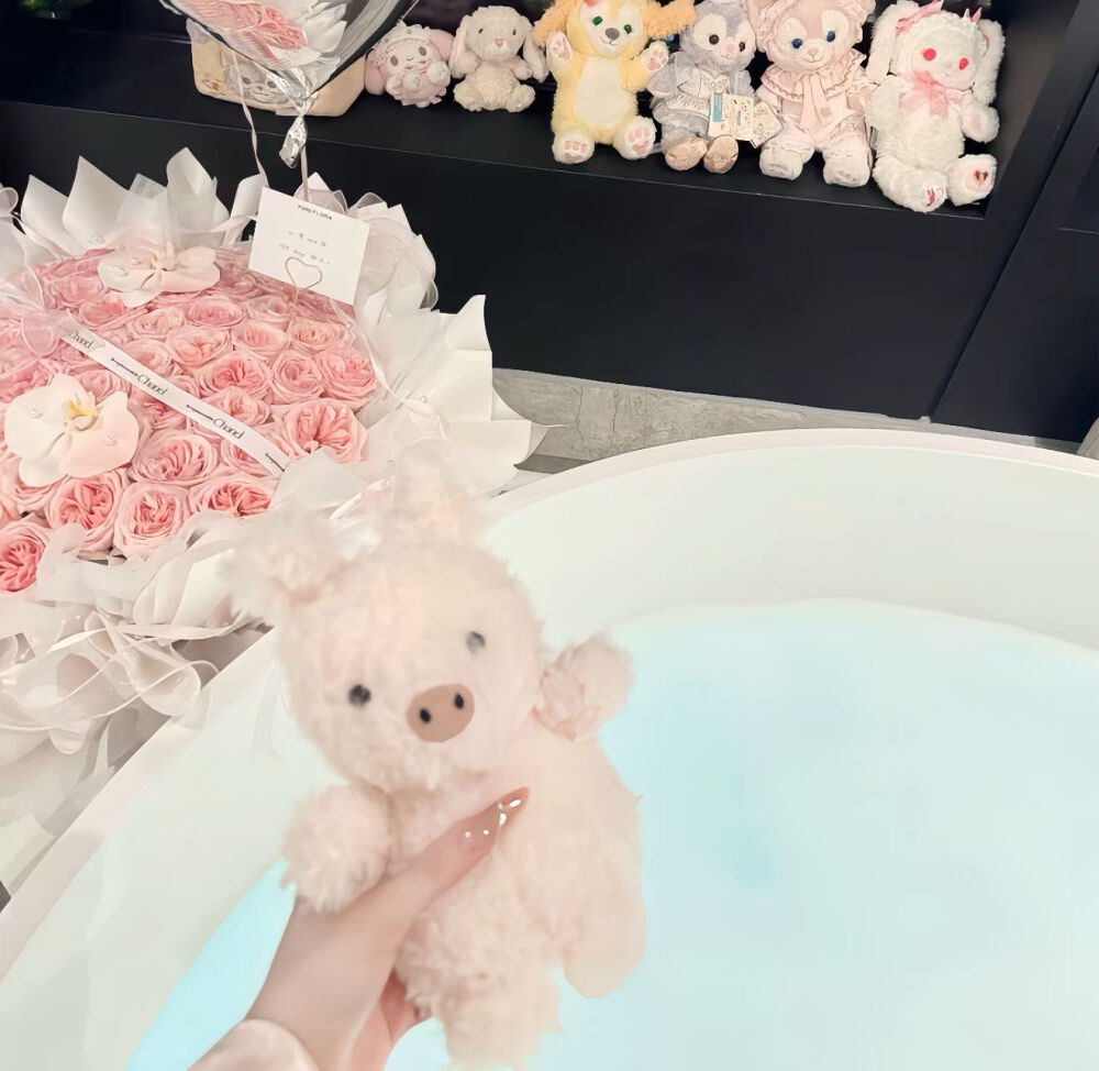 可爱背景
图源网络侵删