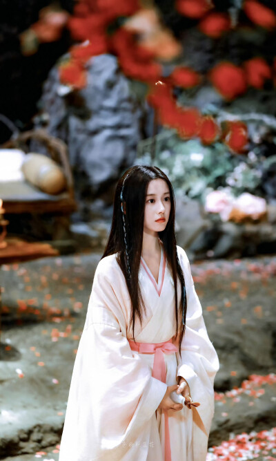 江湖夜雨十年灯