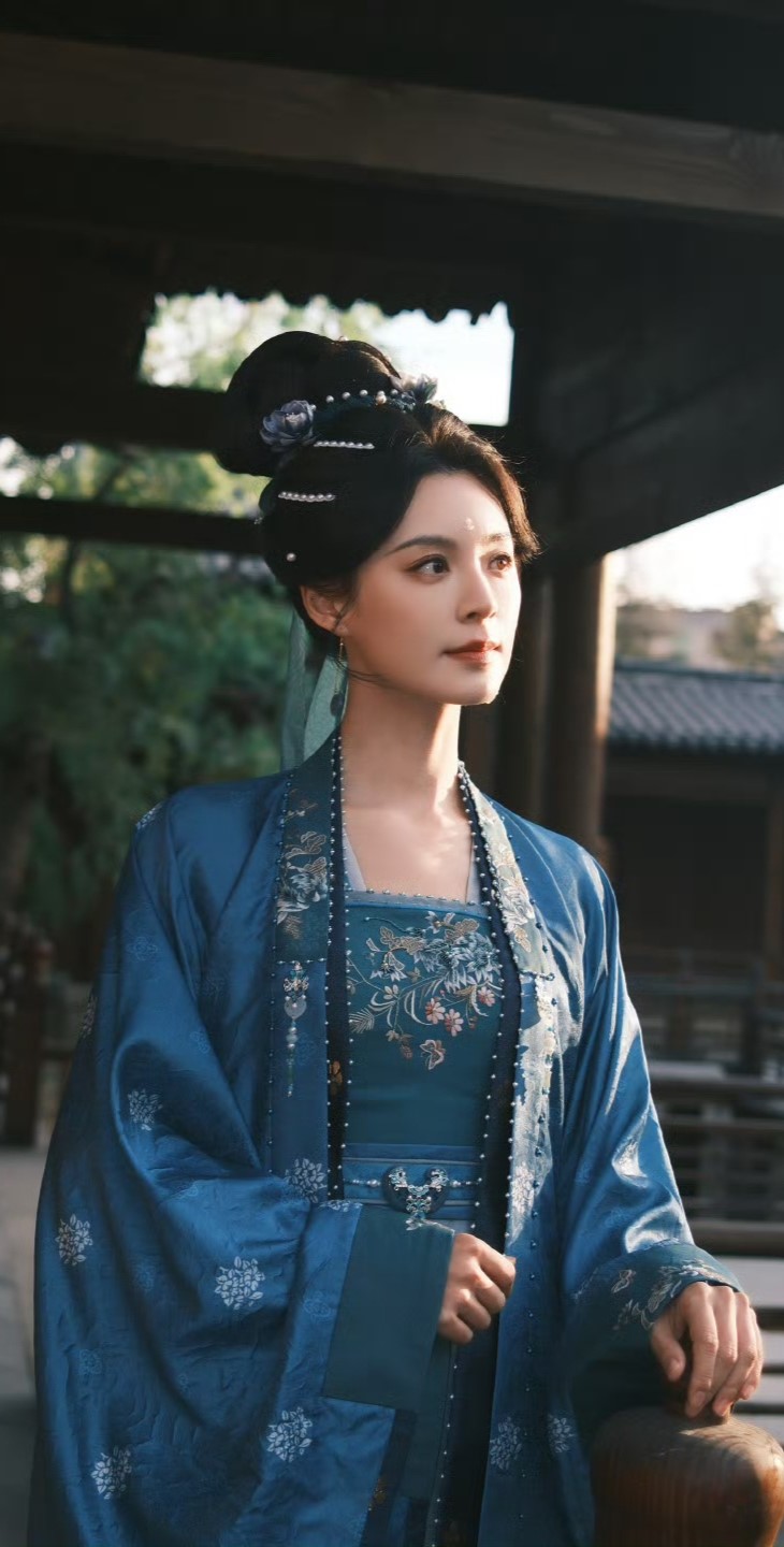 毛林林《逐玉》魏绾