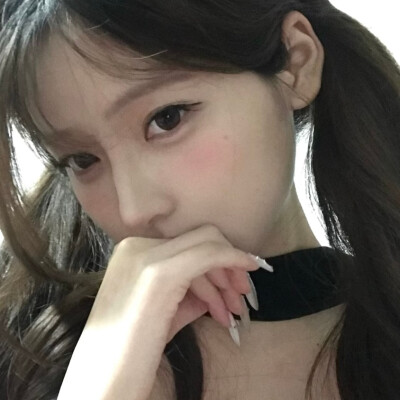 @_@