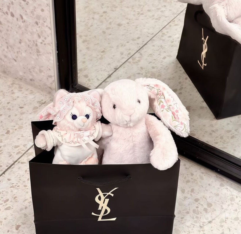 可爱背景
图源网络侵删