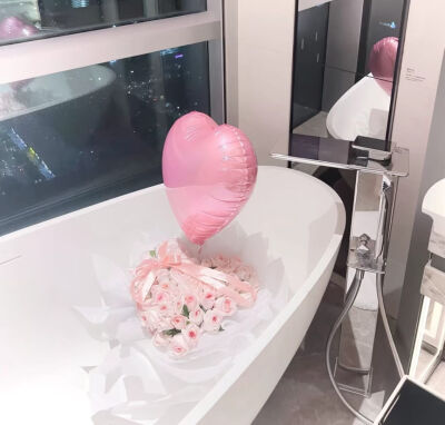 可爱背景
图源网络侵删