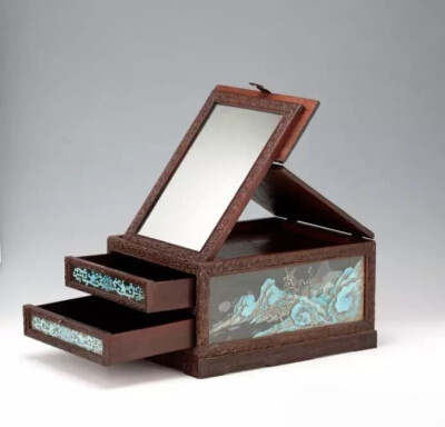 清代  紫檀点翠山水福寿纹妆奁
观复博物馆藏
 
