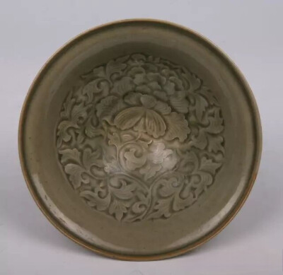 金代  耀州窑青釉印花牡丹纹碗
观复博物馆藏
