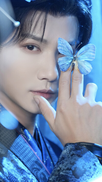 沈谬 在你的眉梢种红豆 郑业成