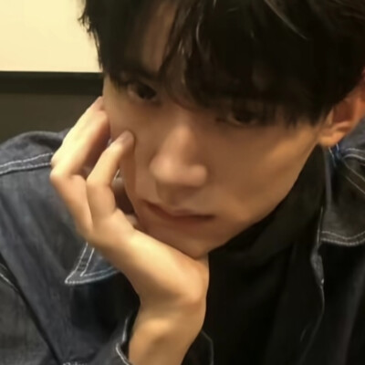 可以凑一对情头，好想然包谈恋爱给我看