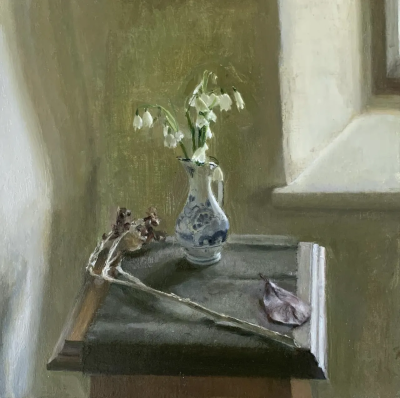 凯瑟琳·杰克逊是一位活跃于当代艺术界的具象画家，以细腻而富有情绪深度的人物绘画而受到关注。她在传统绘画训练的基础上发展出兼具写实结构与当代表达的个人风格，通过对光线、色彩和人物心理状态的细致刻画，使作…