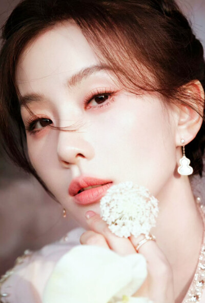 刘诗诗 /花神女