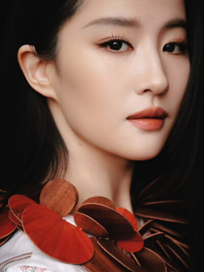 刘亦菲 Louis Vuitton 2026 FW 巴黎时装周
#刘亦菲路易威登品牌代言人# ​​​
刘亦菲 × Louis Vuitton 巴黎时装周 2026.3.10
