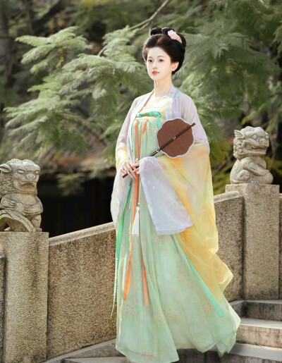 仙气飘飘何所似，天地一沙鸥。