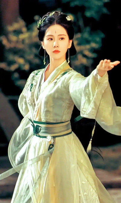 刘诗诗/东方淮竹