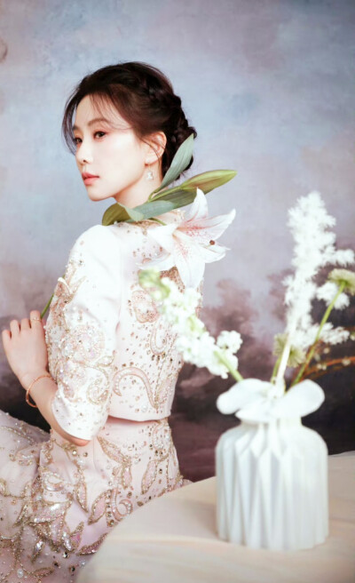 刘诗诗 /花神女