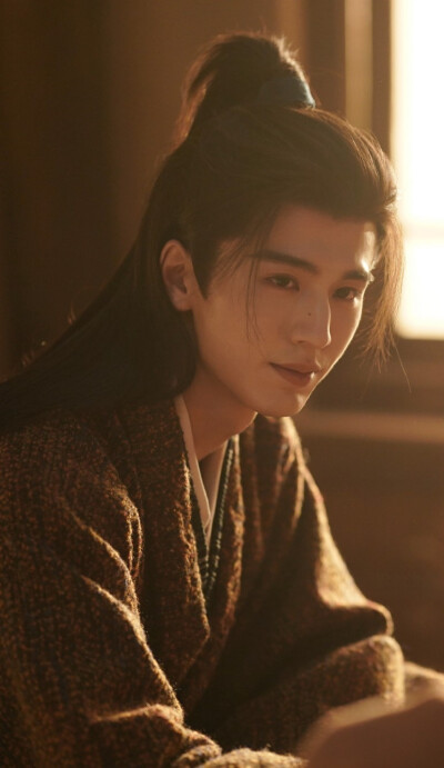 张凌赫《逐玉》谢征