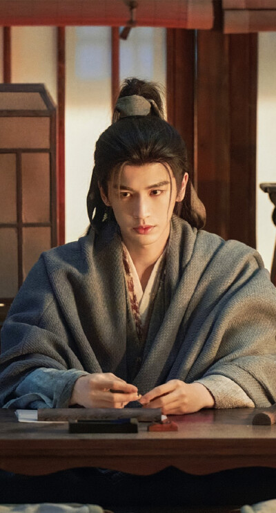 张凌赫《逐玉》谢征