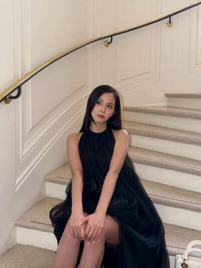 JISOO