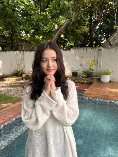 JISOO欧尼