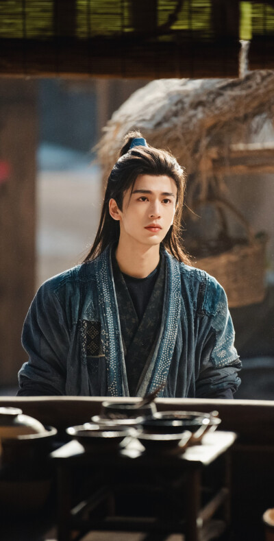 张凌赫《逐玉》谢征