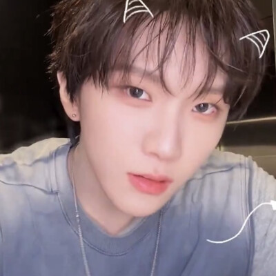 小东西我一口一个