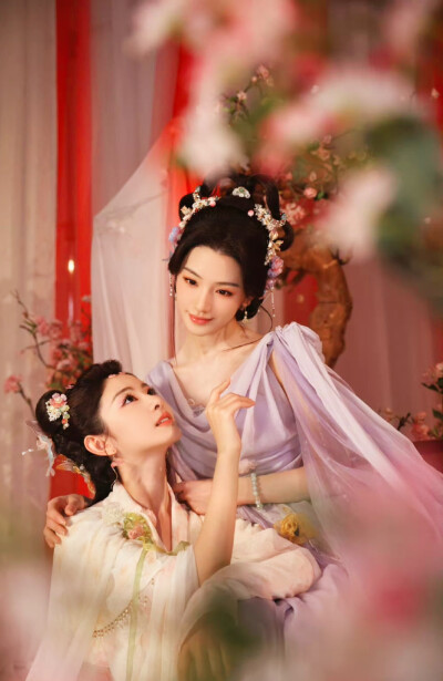 赵晴/傅冬暖｜在你眉梢种红豆