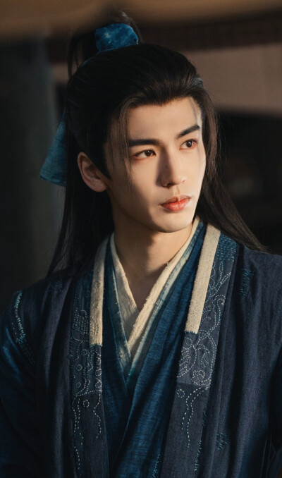 张凌赫《逐玉》谢征