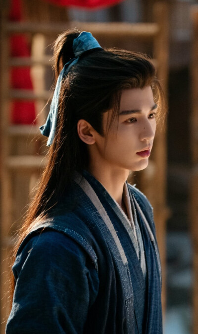 张凌赫《逐玉》谢征