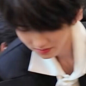 把我心弄得一团乱还在那里萌萌de笑