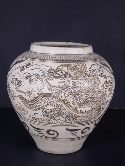 磁州窑褐彩龙凤纹大罐   元代    
观复博物馆藏 
