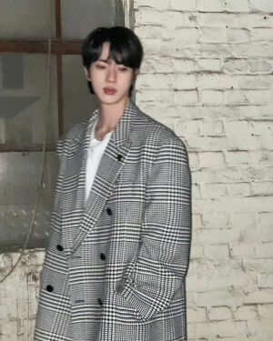 260303
金硕珍更新ins