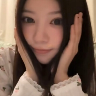 窗外是下雨天
