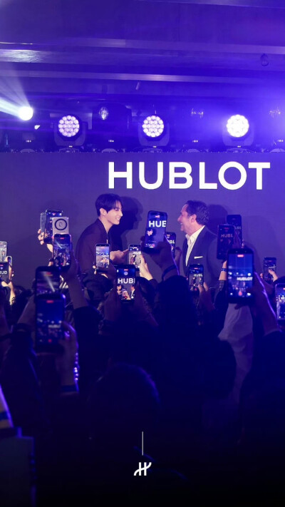260214
hublot story更新柾国相关