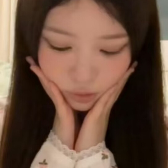 窗外是下雨天